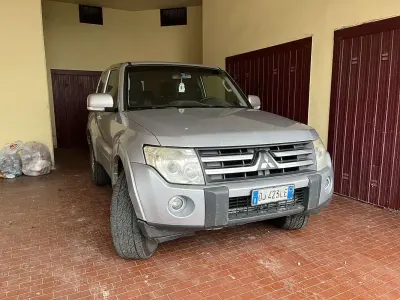 Usata Mitsubishi Pajero