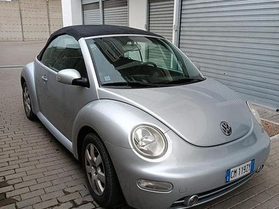 Usata VW New Beetle 2004 Grigio Utilitaria