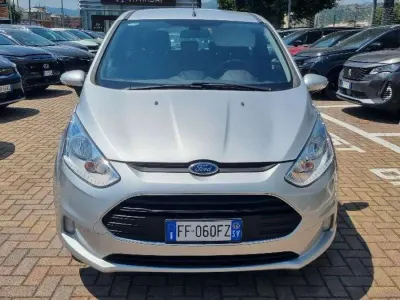 Usata Ford B-MAX Business Edition 101 CV (74 kW) 2016 Grigio Monovolume
