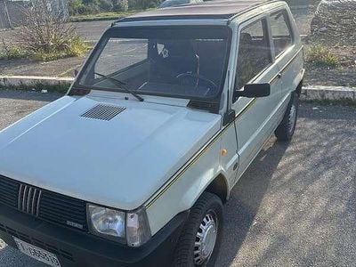 Usata Fiat 750 Young 34 CV (25 kW) 1987 Berlina
