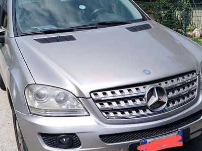 Mercedes ML320