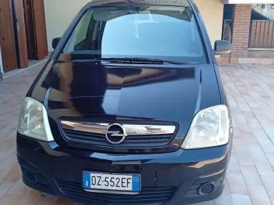 Usata Opel Meriva Club 90 CV (66 kW) 2009 Nero Monovolume