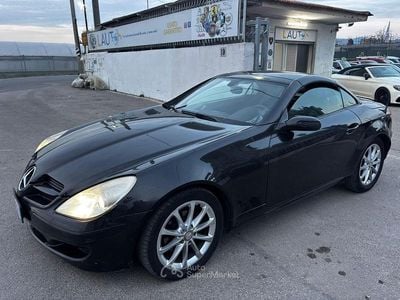 Usata Mercedes SLK200 163 CV (119 kW) 2004 Nero Cabrio