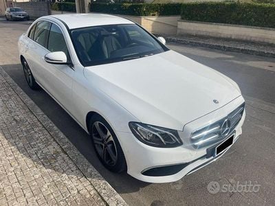 Mercedes E200