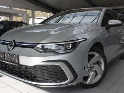 Usata VW Golf VIII GTE 245 CV (180 kW) 2021 Argento Berlina
