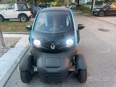 Usata Renault Twizy 12 kW (17 CV) 2018 Blu Utilitaria