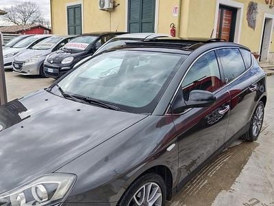 Usata Lancia Delta 120 CV (88 kW) 2009 Grigio Utilitaria