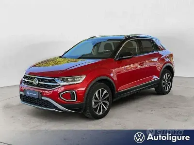 Usata VW T-Roc Style 110 CV (80 kW) 2023 Rosso SUV