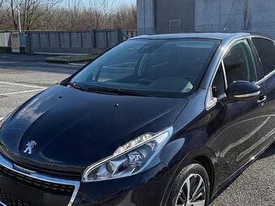 Usata Peugeot 208 110 CV (80 kW) 2017 Blu Utilitaria