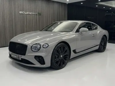 Usata Bentley Continental GT 659 CV (484 kW) 2022 Grigio Coupé