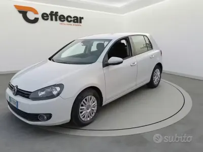 Gebraucht VW Golf VI Highline 102 PS (75 kW) 2010 Weiß Kleinwagen