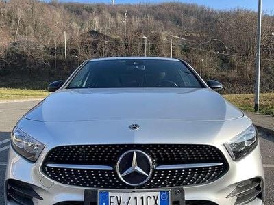 Usata Mercedes A180 Premium 116 CV (85 kW) 2019 Grigio Berlina