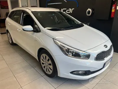 Begagnad Kia Ceed Sportswagon 110 HK (80 kW) 2014 Vit Kombi