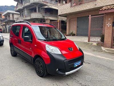 Usata Peugeot Bipper 70 CV (51 kW) 2011 Rosso Monovolume