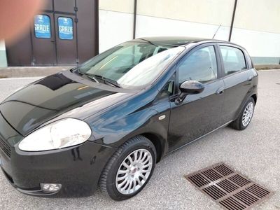 usata Fiat Grande Punto 1.3 MJT 75 CV 5 porte GANCIO TRAINO