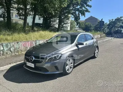 Usata Mercedes A200 Executive 136 CV (100 kW) 2018 Grigio Utilitaria