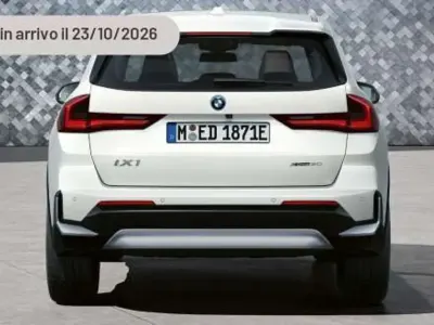 Usado BMW iX xLine 103 kW (141 HP) 2024 Prateado SUV