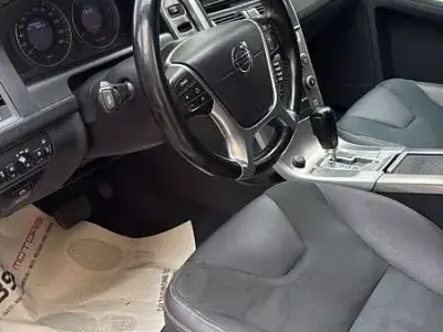 Occasion Volvo XC60 Momentum 175 ch (128 kW) 2009 Blanc SUV