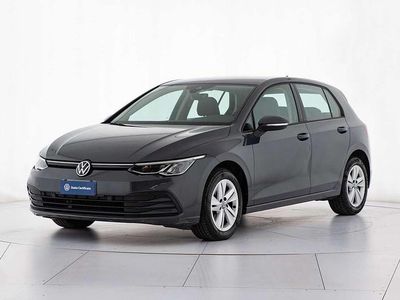 Grigio Usata 2022 VW Golf VIII Life Berlina | 22.500 € (Buon prezzo)