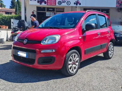 Usata Fiat Panda Pop 80 CV (58 kW) 2014 Rosso Utilitaria