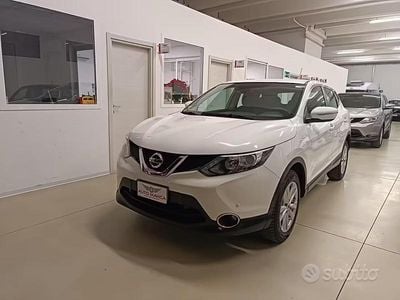 Usata Nissan Qashqai Acenta 117 CV (86 kW) 2014 Bianco SUV