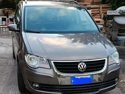Usata VW Touran 105 CV (77 kW) 2008 Grigio Monovolume