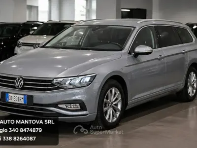 Usata VW Passat 150 CV (110 kW) 2022 Gray Station wagon