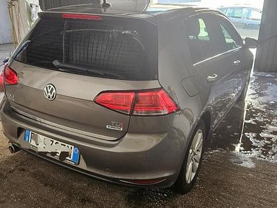 Usata VW Golf VII 110 CV (80 kW) 2016 Grigio Utilitaria