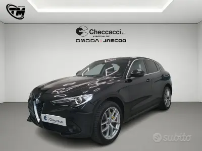 Usata Alfa Romeo Stelvio Executive 209 CV (153 kW) 2019 Nero SUV