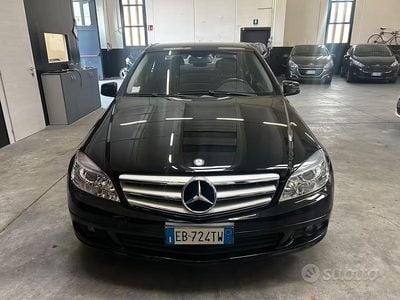 Usata Mercedes C200 Executive 136 CV (100 kW) 2010 Nero Berlina
