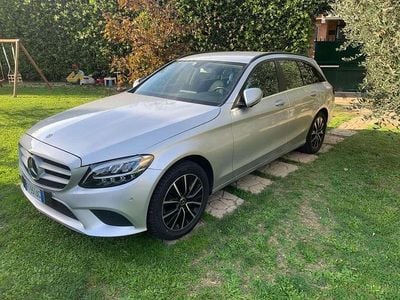 Begagnad Mercedes C180 Business 122 HK (89 kW) 2018 Silver Kombi