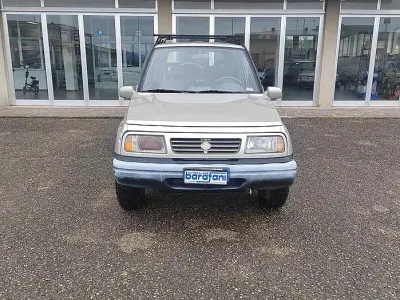 Usata Suzuki Vitara 87 CV (63 kW) 2002 Grigio SUV