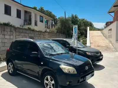 Usata Toyota RAV4 Sol 136 CV (100 kW) 2006 Nero SUV