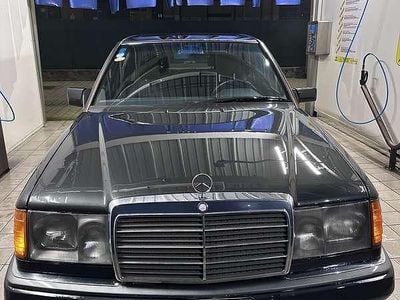 Usata Mercedes E200 122 CV (89 kW) 1991 Berlina
