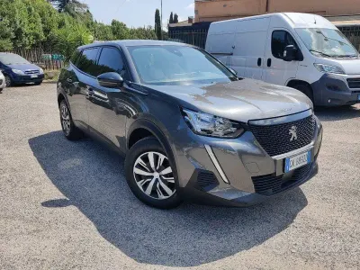 Usata Peugeot 2008 Active 101 CV (74 kW) 2022 Grigio SUV