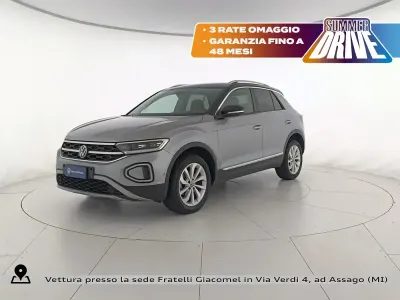 Usata VW T-Roc Style 110 CV (80 kW) 2023 Argento metallizzato SUV
