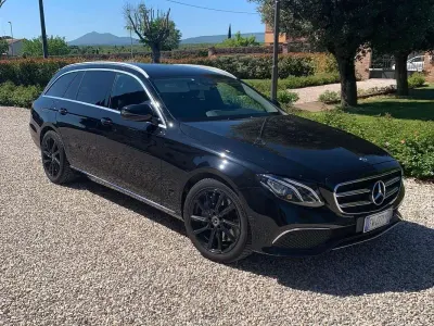 Usata Mercedes E400 Business 340 CV (250 kW) 2019 Nero Station wagon