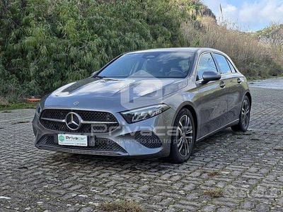 Usata Mercedes A180 Advanced 116 CV (85 kW) 2023 Grigio Utilitaria