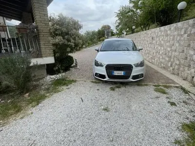 Usata Audi A1 90 CV (66 kW) 2014 Bianco Utilitaria