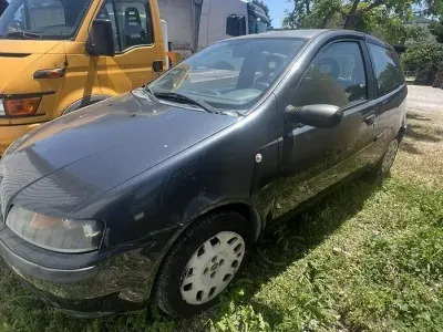 Usata Fiat Punto 60 CV (44 kW) 1999 Berlina