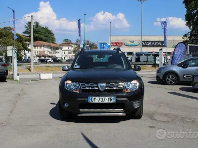Usata Dacia Duster Prestige 125 CV (91 kW) 2016 Nero SUV