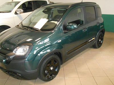 Usata Fiat Panda 69 CV (50 kW) 2025 Verde Utilitaria
