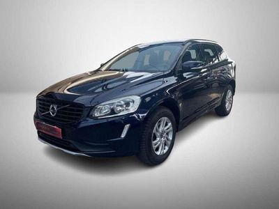 Usata Volvo XC60 Momentum 150 CV (110 kW) 2016 Blu notte met SUV