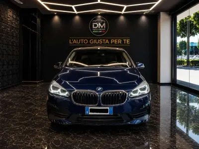 Usata BMW 225 Active Tourer iPerformance 136 CV (100 kW) 2019 Blu/azzurro Monovolume