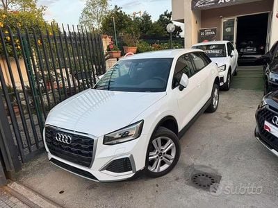 Usata Audi Q2 Business 116 CV (85 kW) 2023 Bianco SUV