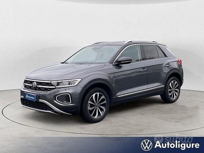 Usata VW T-Roc Style 150 CV (110 kW) 2023 Grigio SUV