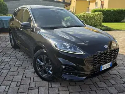 Usata Ford Kuga ST-Line 152 CV (111 kW) 2023 SUV