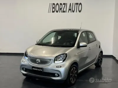 Usata Smart ForFour Passion 90 CV (66 kW) 2017 Grigio Utilitaria
