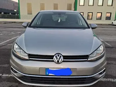 Usata VW Golf VII Highline 116 CV (85 kW) 2017 Berlina