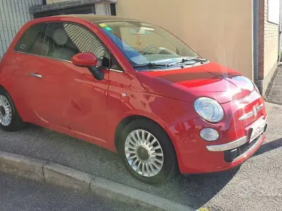 Usata Fiat 500 Lounge 85 CV (62 kW) 2011 Rosso Utilitaria